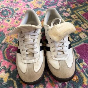 Adidas sambas